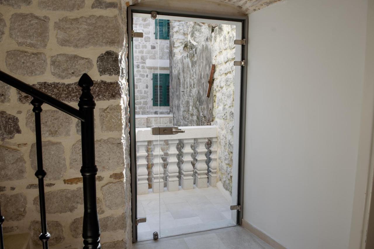 דירות קוטור Palazzo Sindik מראה חיצוני תמונה